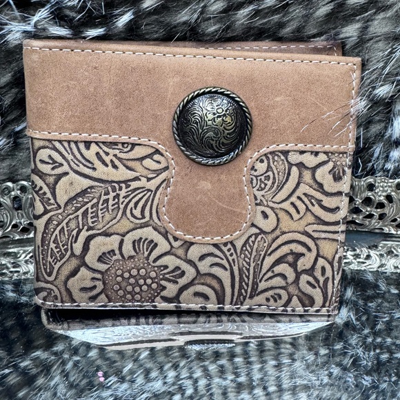 Myra Bag Leather Tooled Studded Distressed Tan Wallet - Picture 3 of 8
